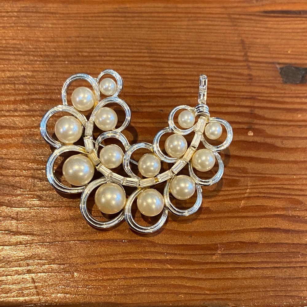 Vintage Silver and Pearl Floral Brooch